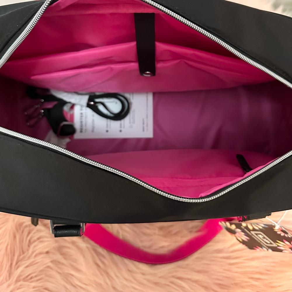 SJP Convertible Weekender Travel Carry-On Duffel Bag Black and Pink NEW! FIRM!! - Picture 10 of 16